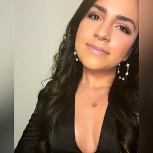 Meet your Posher, Alessandra